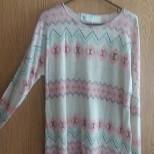 Lightweight tunic sweater